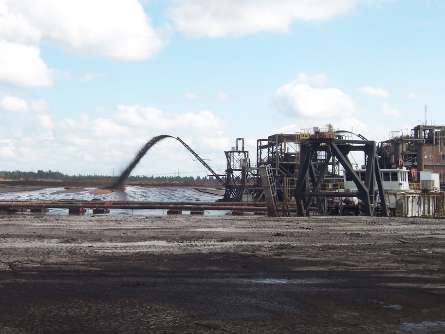 Heavy minerals dredge mining at North Maxville Mine