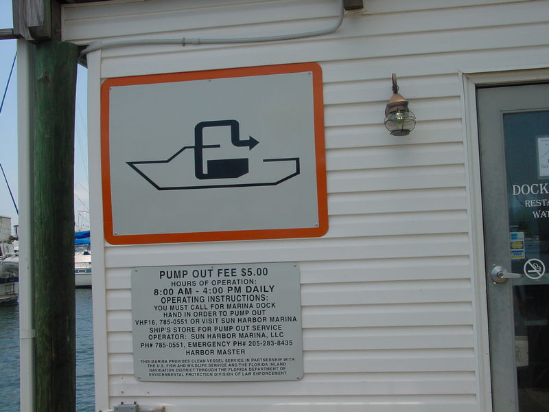 Pumpout fee sign at Sun Harbor Marina